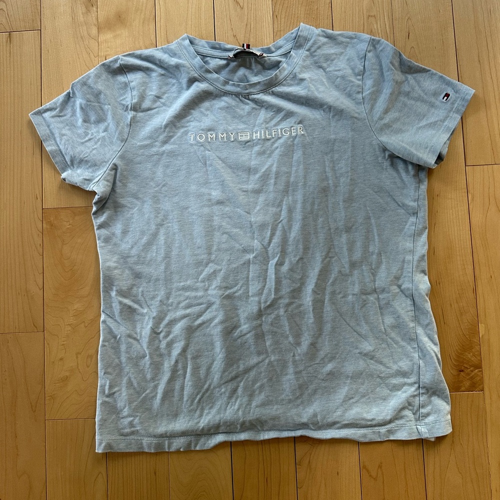 Tommy Hilfiger Pale Blue Logo Cropped T shirt